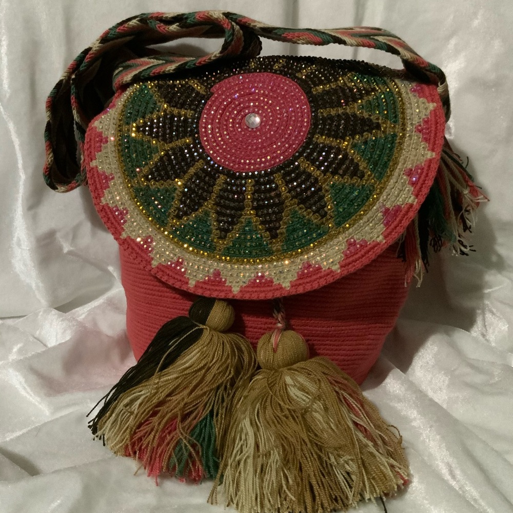 Wayuu crossbody bucket bag with crystals